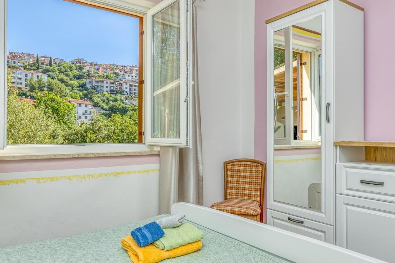 Apartments Vivijana Rabac Exterior foto